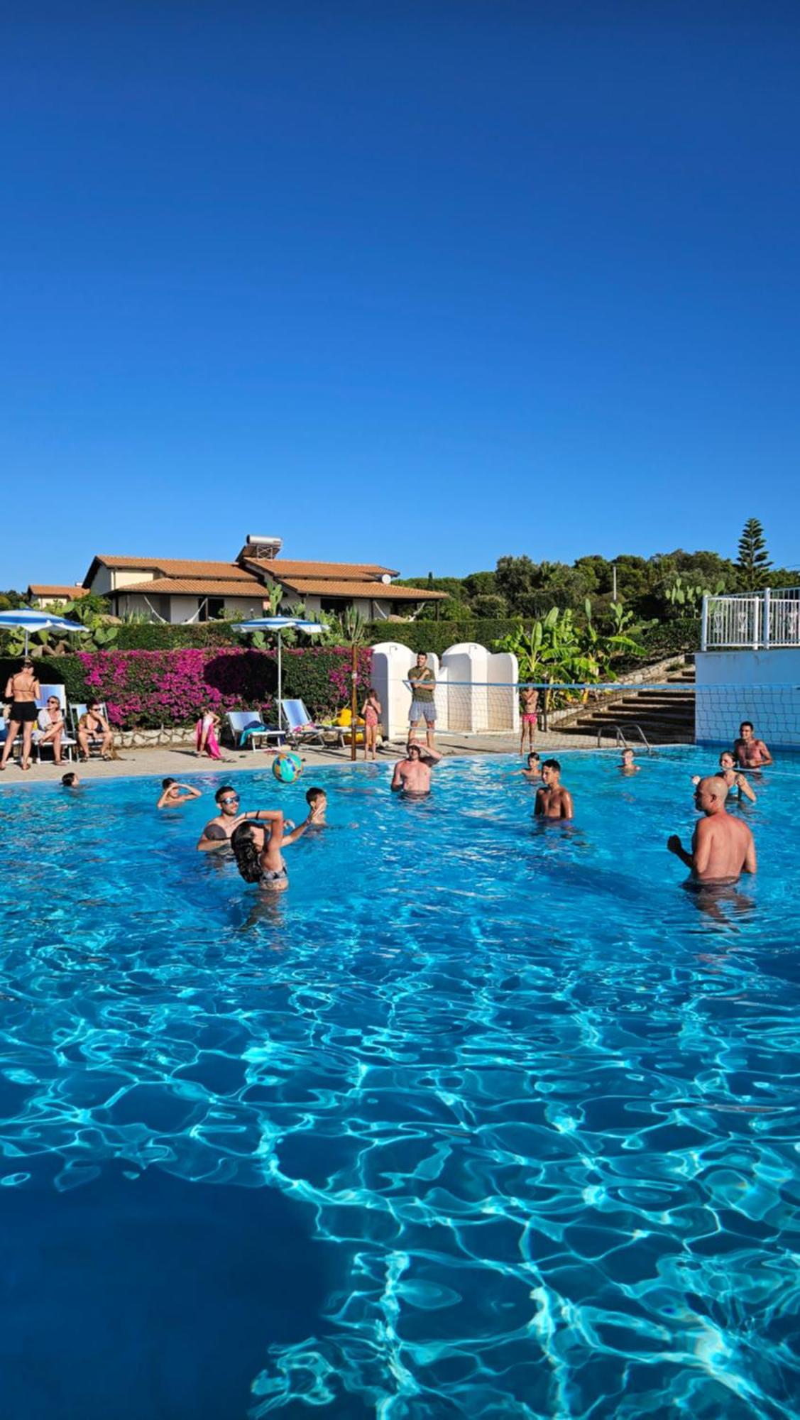 Agriturismo Ninea 里卡迪 外观 照片